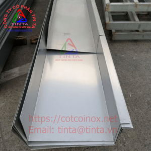 Máng xối inox 304 có độ bền cao.