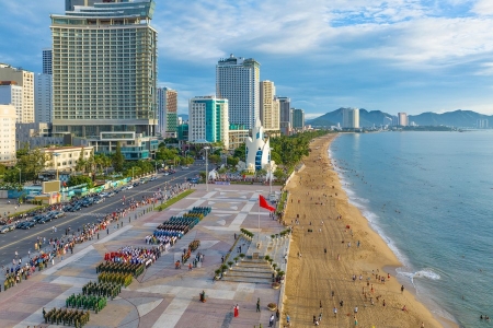 Bảng báo giá cột cờ inox các mục cột cờ bạn cần biết.