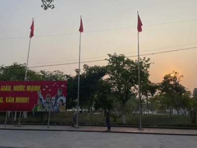 Cột Cờ Inox Cao 10m – Lựa Chọn Bền Bỉ Cho Công Trình Công Cộng